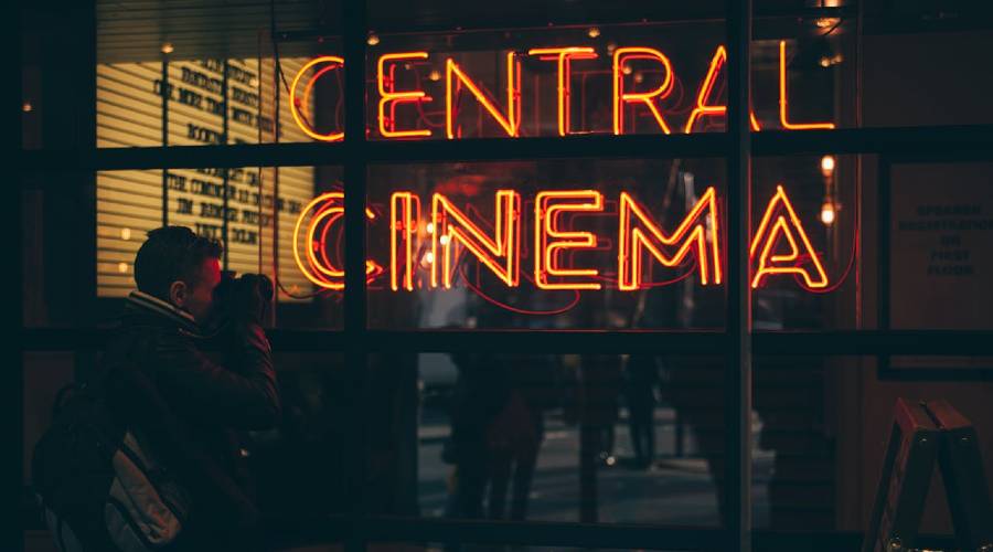 neon cinema sign neon cinema sign